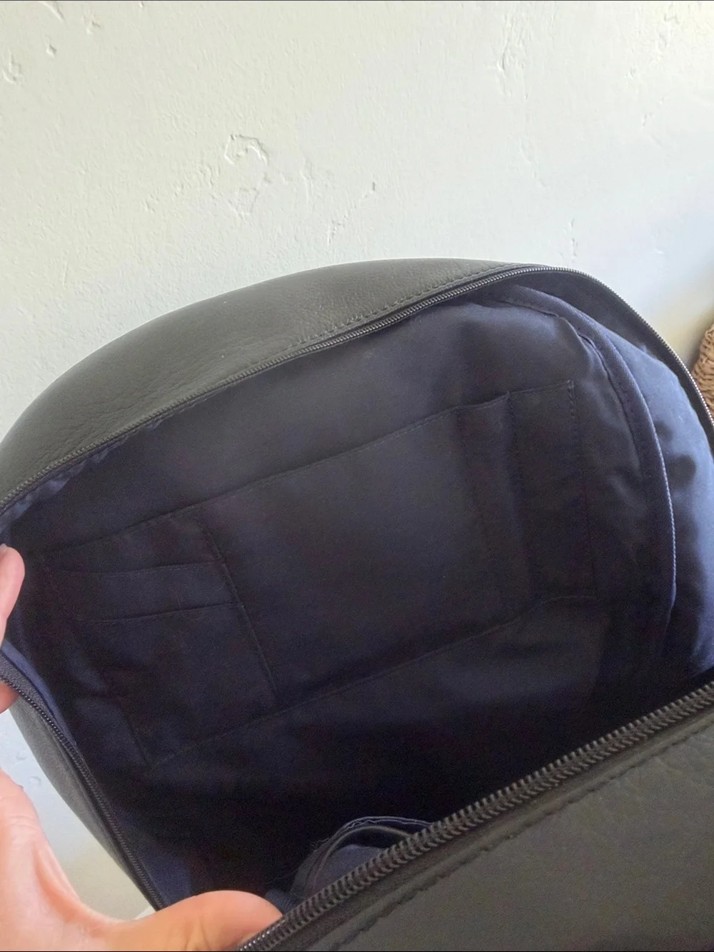 Knomo Leather Backpack in Black